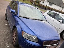 Blå Begagnad 2007 Volvo V50 Kinetic Kombi | 12 000 kr (Superpris)