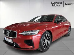 Röd Begagnad 2019 Volvo S60 R-Design Sedan | 299 900 kr (Marknadspris)