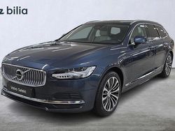 Blå Begagnad 2022 Volvo V90 Core Kombi | 399 000 kr (Marknadspris)
