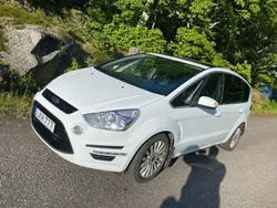 Vit Begagnad 2014 Ford S-MAX Business Edition Minibuss | 110 000 kr (Marknadspris)