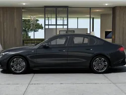 Ny 2025 BMW 550e M Sport Sedan | 869 000 kr (Superpris)