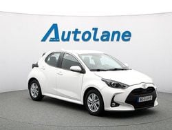 Vit Begagnad 2020 Toyota Yaris Active Halvkombi | 179 900 kr (Bra pris)