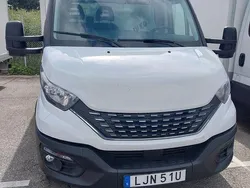 Vit Begagnad 2022 Iveco Daily Van | 361 250 kr (Marknadspris)