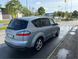 Grå Begagnad 2009 Ford S-MAX S Minibuss | 62 000 kr (Marknadspris)