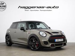 Grå (emerald grå) Begagnad 2019 Mini John Cooper Works Chili Halvkombi | 249 000 kr (Marknadspris)