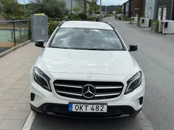 Vit Begagnad 2017 Mercedes GLA200 SUV | 235 000 kr (Bra pris)