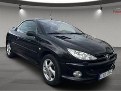 Svart Begagnad 2004 Peugeot 206 CC Cab | 31 900 kr (Marknadspris)
