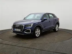 Blå Begagnad 2024 Audi Q2 Advanced SUV | 274 900 kr (Marknadspris)