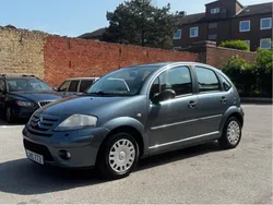 Grå Begagnad 2008 Citroën C3 Halvkombi | 18 000 kr (Marknadspris)