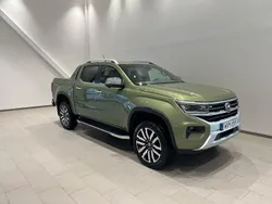 Ljusgrön (reed green metallic) Ny 2025 VW Amarok Aventura Pickup | 896 500 kr (Dyr)