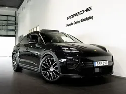 Svart (black) Begagnad 2025 Porsche Macan SUV | 1 079 000 kr (Bra pris)