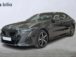 Grå Begagnad 2024 BMW 520 M Sport Sedan | 669 900 kr