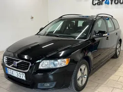 Svart Begagnad 2009 Volvo V50 Momentum Kombi | 34 500 kr (Marknadspris)