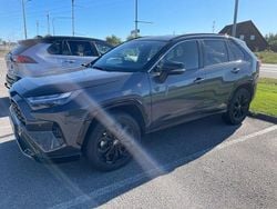 Grå Begagnad 2024 Toyota RAV4 Hybrid Style SUV | 434 900 kr (Marknadspris)
