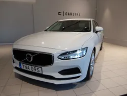 Vit Begagnad 2020 Volvo V90 Momentum Kombi | 259 000 kr (Bra pris)
