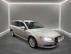 Ljusgrå Begagnad 2012 Volvo V70 Momentum Kombi | 89 900 kr (Marknadspris)
