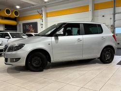 Silver Begagnad 2014 Skoda Fabia Ambiente Halvkombi | 65 000 kr (Marknadspris)