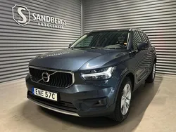 Mörkblå Begagnad 2021 Volvo XC40 Momentum SUV | 329 500 kr (Marknadspris)