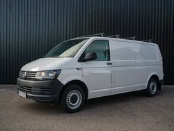 Vit Begagnad 2017 VW T6 Van | 149 900 kr