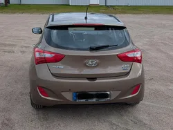 Brun Begagnad 2014 Hyundai i30 Halvkombi | 54 500 kr (Marknadspris)