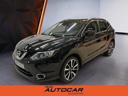 Svart Begagnad 2017 Nissan Qashqai 360º SUV | 139 900 kr (Marknadspris)