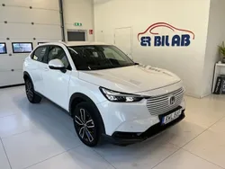 Vit Begagnad 2021 Honda HR-V Elegance SUV | 274 900 kr (Marknadspris)