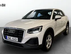 Vit Begagnad 2023 Audi Q2 Proline SUV | 254 000 kr (Marknadspris)