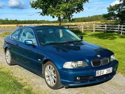 Blå Begagnad 2000 BMW 323 Sportkupé | 69 000 kr