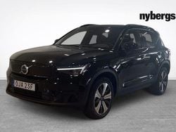 Svart Begagnad 2023 Volvo XC40 Core SUV | 359 000 kr