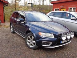 Blå Begagnad 2010 Volvo XC70 Summum SUV | 80 000 kr (Dyr)