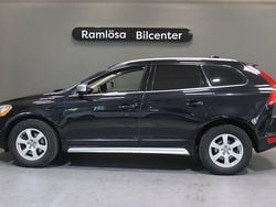 Svart Begagnad 2010 Volvo XC60 Summum SUV | 119 900 kr (Marknadspris)