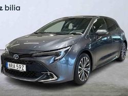 Grå Begagnad 2024 Toyota Corolla Hybrid Halvkombi | 287 700 kr