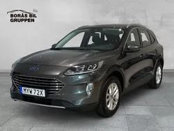 Grå Begagnad 2022 Ford Kuga Titanium SUV | 259 000 kr (Bra pris)