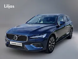 Blå Begagnad 2022 Volvo V60 Core Kombi | 429 000 kr (Marknadspris)