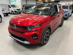 Röd Ny 2024 Citroën C3 PureTech Halvkombi | 237 799 kr