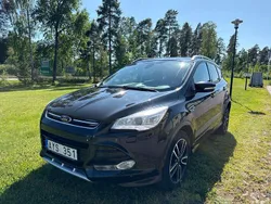 Svart Begagnad 2013 Ford Kuga Titanium X SUV | 99 900 kr (Marknadspris)