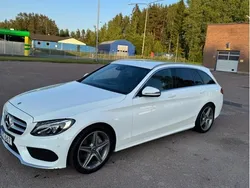 Vit Begagnad 2018 Mercedes C220 AMG line Kombi | 255 000 kr (Marknadspris)