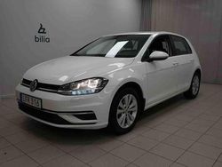 Vit Begagnad 2018 VW Golf VII Halvkombi | 119 900 kr (Marknadspris)