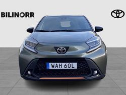Grön Begagnad 2022 Toyota Aygo Limited Halvkombi | 199 900 kr (Marknadspris)