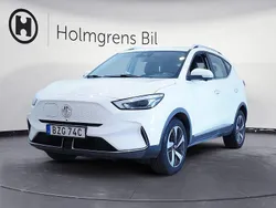 Vit (dover white) Begagnad 2022 MG ZS Luxury Sedan | 229 900 kr (Bra pris)