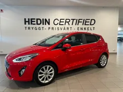 Röd Begagnad 2020 Ford Fiesta Halvkombi | 139 900 kr (Marknadspris)
