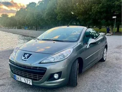 Grå Begagnad 2010 Peugeot 207 CC Cab | 41 500 kr (Marknadspris)