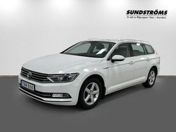 Vit Begagnad 2016 VW Passat Kombi | 179 900 kr (Dyr)