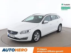 Vit Begagnad 2015 Volvo V60 Momentum Kombi | 123 000 kr (Bra pris)