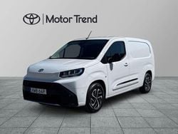 Vit Begagnad 2024 Toyota Proace City City Minibuss | 368 983 kr (Marknadspris)
