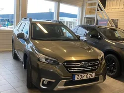 Grön Ny 2024 Subaru Outback SUV | 471 800 kr