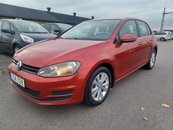 Röd Begagnad 2013 VW Golf VII Halvkombi | 94 900 kr (Bra pris)