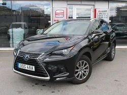 Svart Begagnad 2019 Lexus NX300h Business Edition SUV | 264 900 kr (Bra pris)