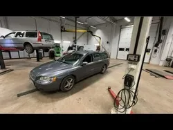 Grå Begagnad 2007 Volvo V70 Kinetic Kombi | 20 000 kr (Marknadspris)