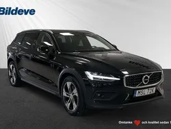 Begagnad 2022 Volvo V60 CC Kombi | 349 900 kr (Marknadspris)